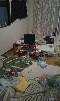 この部屋は汚部屋度どれくらいですか １０段階で言ったら３くらい Yahoo 知恵袋