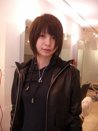田中美保ちゃんの髪型にしたいんですが この写真 のようにするには パーマなどが Yahoo 知恵袋