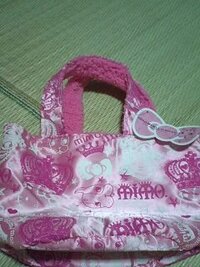 Y校または横浜高校のショルダーバックは大きさはどのくらいですか どちらか Yahoo 知恵袋