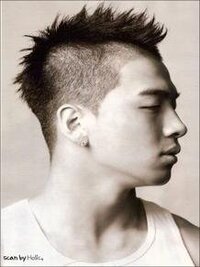 Bigbangのsolのこの髪型にしたいのですがこれぐらいの長さの時の画像がた Yahoo 知恵袋