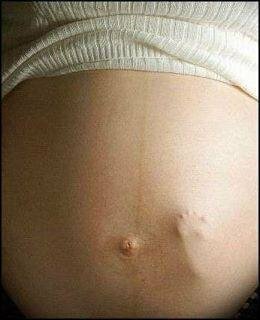 胎動 妊婦