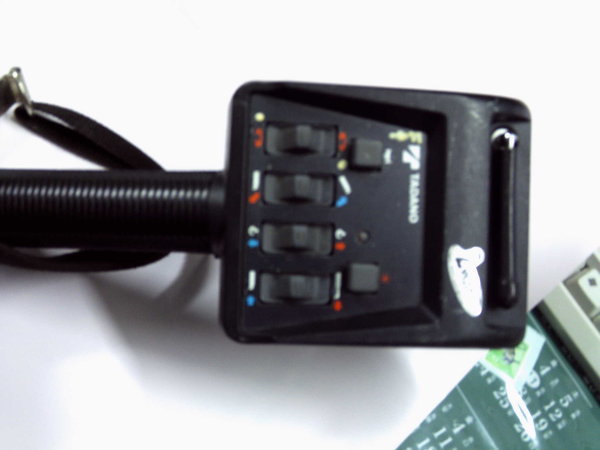 タダノクレーンのラジコンRCS-250の送信機ですがこの冬から急に電