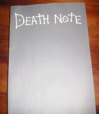 学校の帰りに Deathnote って書いてある黒いノート見つけました 最初の Yahoo 知恵袋