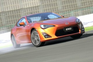 Gt5について86gtでドリフトをしたいのですが タイヤなどのセッティングがわ Yahoo 知恵袋