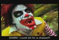 マクドナルドのドナルド主演映画 内容は ｉｔ みたいに殺人ピエロが人を襲うと Yahoo 知恵袋