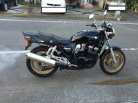 250cc単気筒のバイクに乗っているのですが 最近始動時チョークを引くとマフラ Yahoo 知恵袋