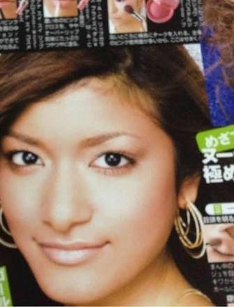 ローラは整形していますか あー よく見ると鼻が小さくな Yahoo 知恵袋