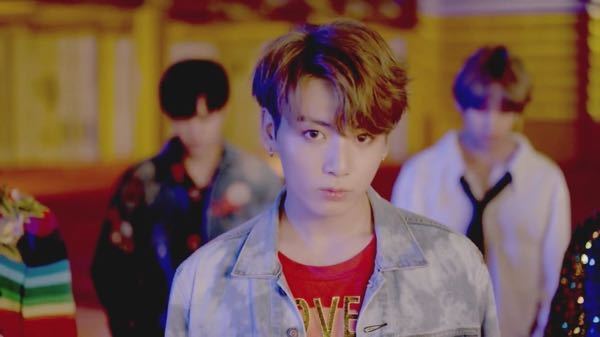 Btsのジョングクの髪型にしたいのですが どの髪型がいいと思いますか Yahoo 知恵袋