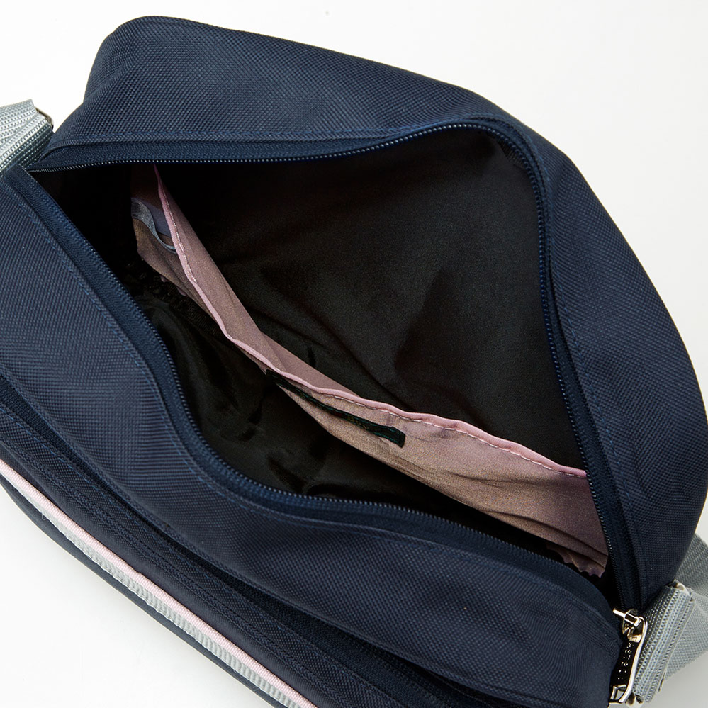 春から高校生です イーストボーイ またはy高 のショル Yahoo 知恵袋