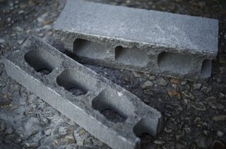 既存コンクリート上にブロック基礎を作りたいと思っております いろ Yahoo 知恵袋