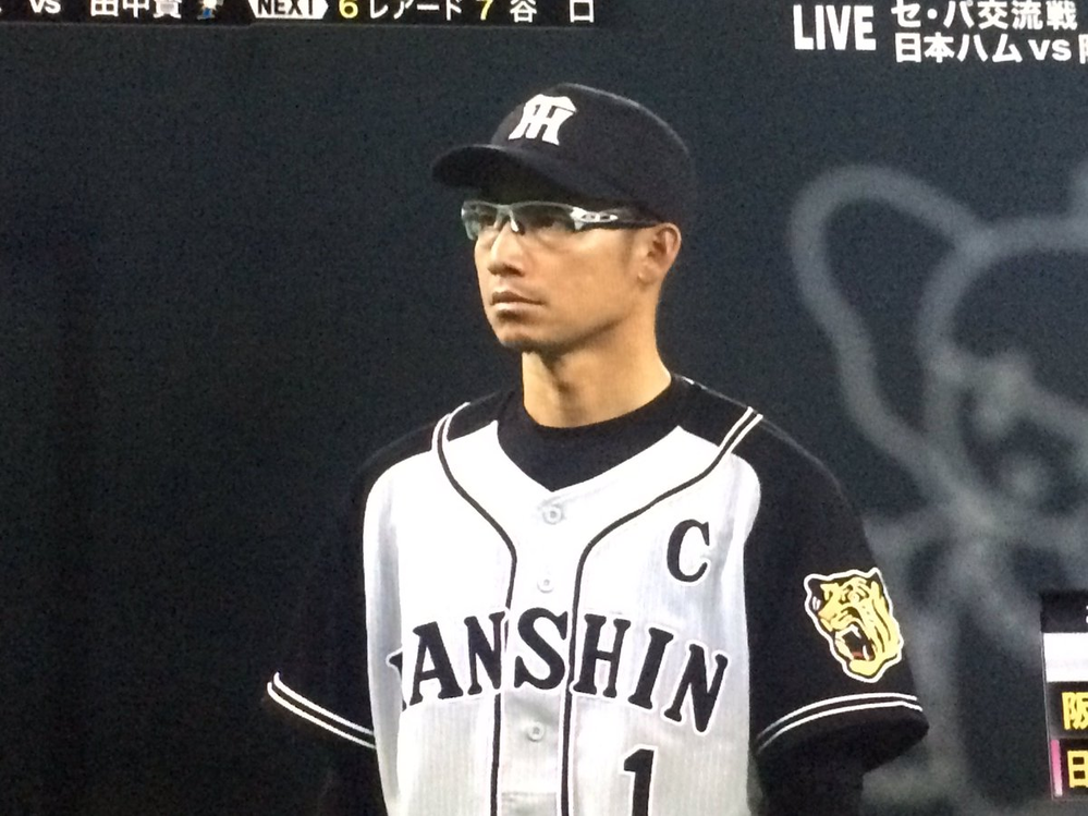 Oakleyのメガネでプロ野球選手の井端選手や鳥谷選手がかけていた透明 Yahoo 知恵袋