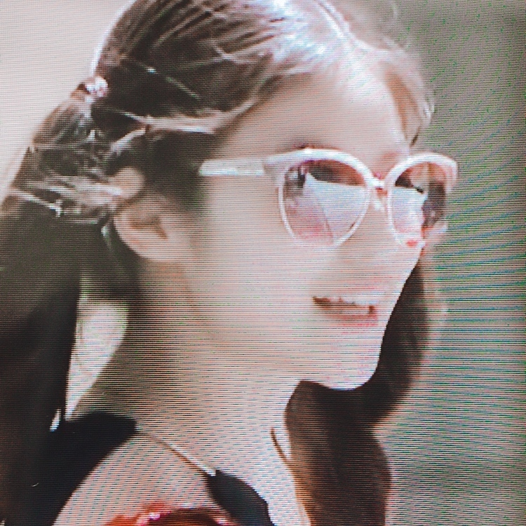 かわいらしい コーンウォール 分子 花 のち 晴れ サングラス スケルトン 憤る 止まる