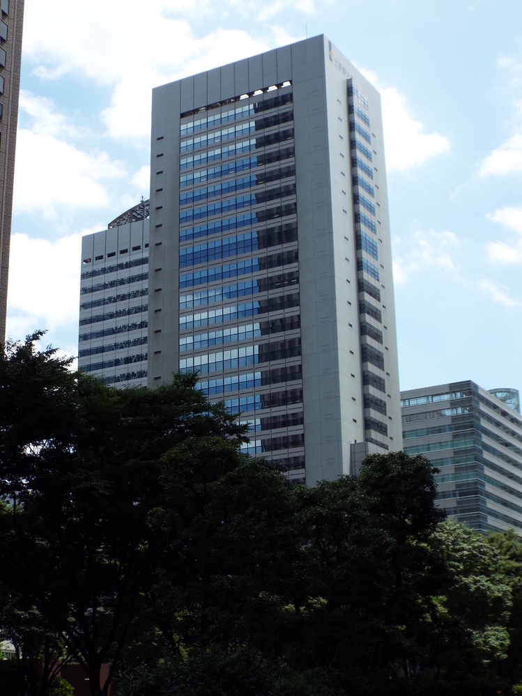 新宿駅 山手線内回りから降ります から 工学院大学前にいきたいのですが Yahoo 知恵袋