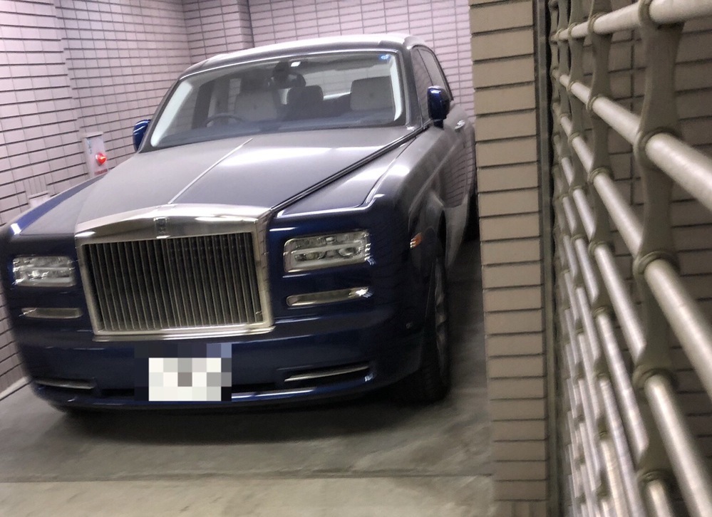 宝くじを買う方位は西と南どちらですか 宝くじを買うなら 西方位に Yahoo 知恵袋