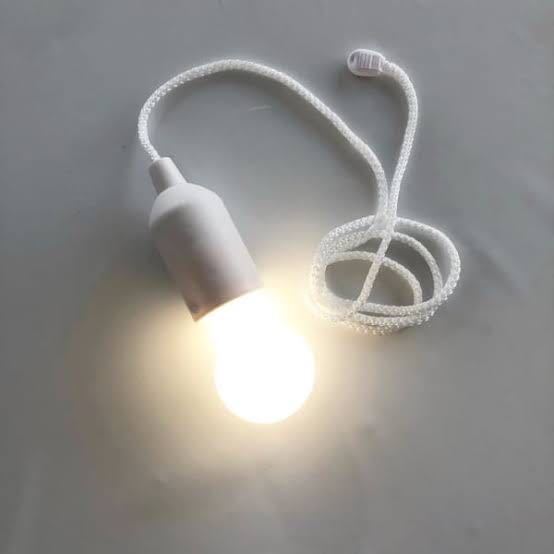 どうやら電気を消して暗い場所で寝ると悪夢を見たり不安で眠れな Yahoo 知恵袋