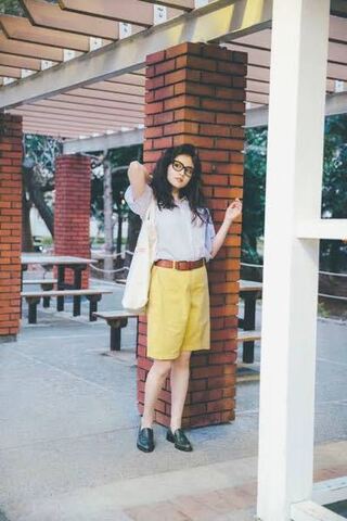 美品！セットアップ　新川優愛　今田美桜着用 誰がどう見ても今田美桜より新川優愛の方がスタイルいいですよね