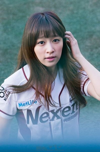 Exidのハニについて質問なんですけど本人は整形否定してます Yahoo 知恵袋