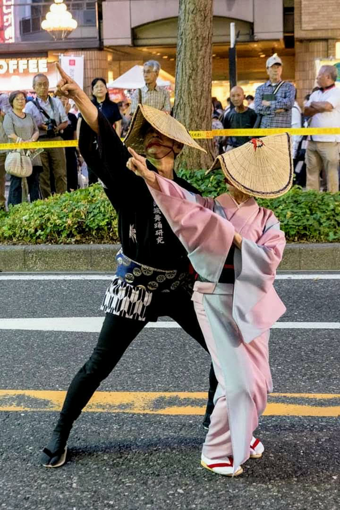 にゅー盆踊り 函館イカ踊り 一休さん 盆踊りバージョン のよ Yahoo 知恵袋