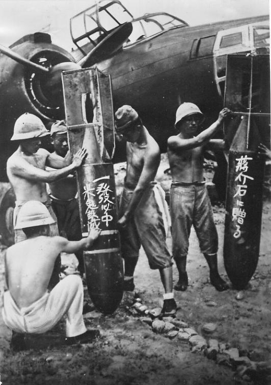 第二次大戦などの米軍機の「ノーズアート」将兵の士気を高めたり