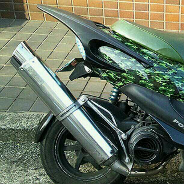 ライブディオにデイトナ製50mmロンホイキットを組んでおられる方に