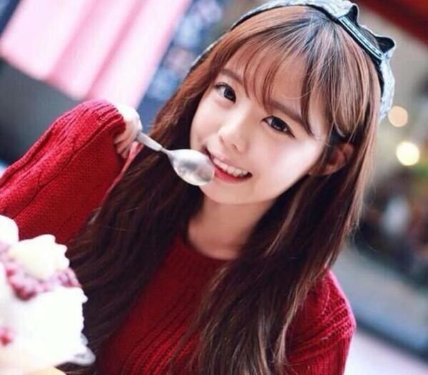 美容室でシースルーバンクにしてくださいといい 携帯で理想のシー Yahoo 知恵袋