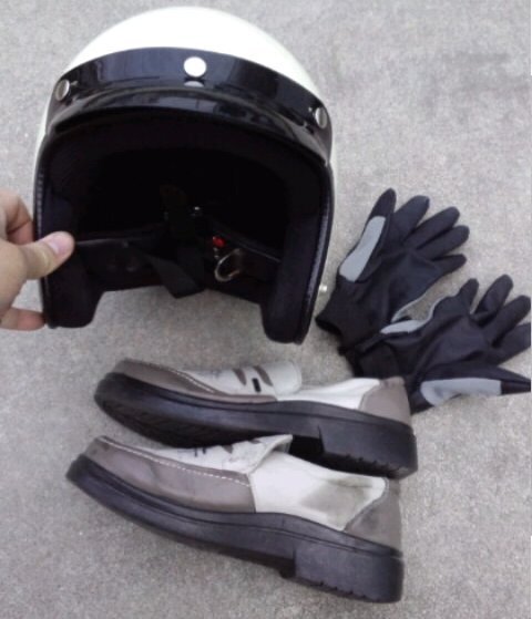 二輪教習の技能でヘルメットを使うのですが フルフェイスかジェットで迷って Yahoo 知恵袋