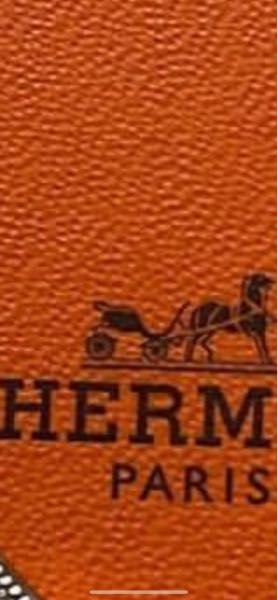 エルメスのショップカードなんですが、いつも店舗で買う時は名刺