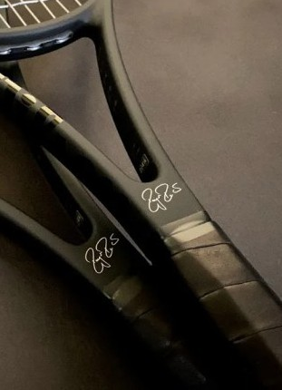 ロジャーフェデラープロスタッフRF97v11のグリップについて - Yahoo