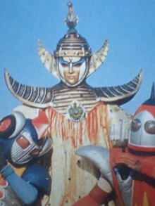 宇宙刑事シャイダーにでてくる敵兵士の民族衣装のような仮面ってどこがモチーフ Yahoo 知恵袋