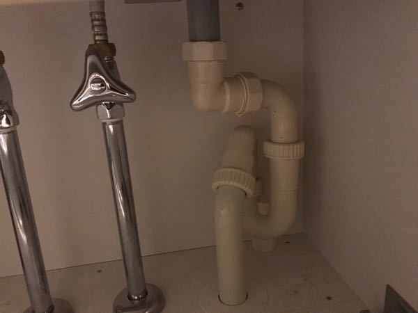 洗面所の排水溝が詰まり気味です 先月 パイプユニッシュ劇泡パウダ Yahoo 知恵袋