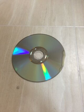 Dvdの裏のしみ のようなものについて 原因はわかりませんが Dvdに何か Yahoo 知恵袋