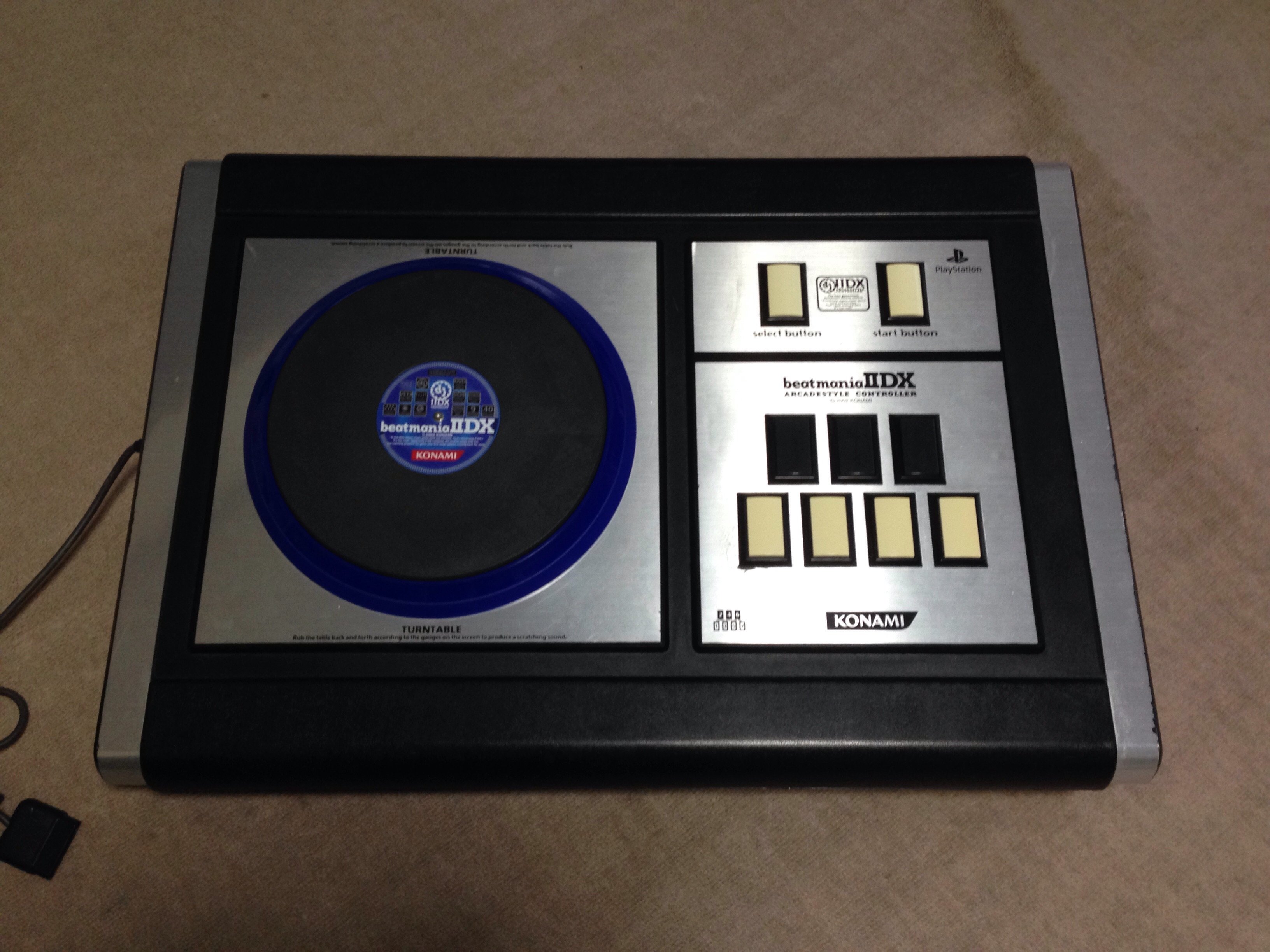 beatmaniaIIDXのアーケードスタイルコントローラについて先日、ア