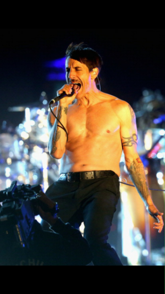 中1男子です 髪切るんでアンソニーキーディスっぽくしたいんですよ Yahoo 知恵袋