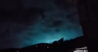 地震の前兆で空が光ることはありますか？ - 先程の地震よりも前（朝9時ごろ... - Yahoo!知恵袋