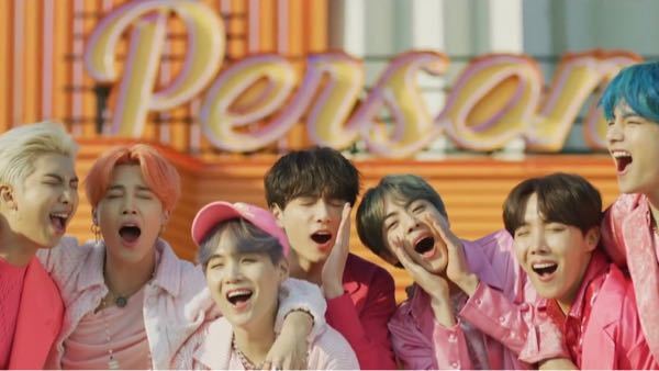 Btsの全員がうつってる1番好きな集合写真はどれですか たくさん Yahoo 知恵袋