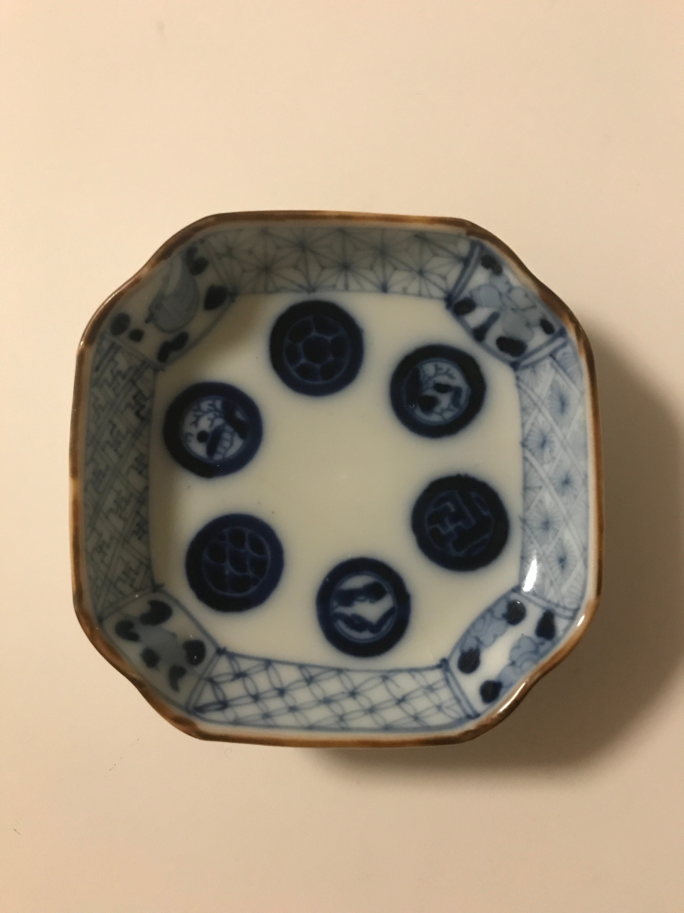 うちに大化年製と書かれた骨董の小皿があります。大化年製とはいつ頃の