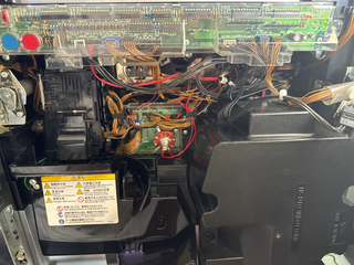 スロットについて質問です。コイン不要機を搭載している台なの