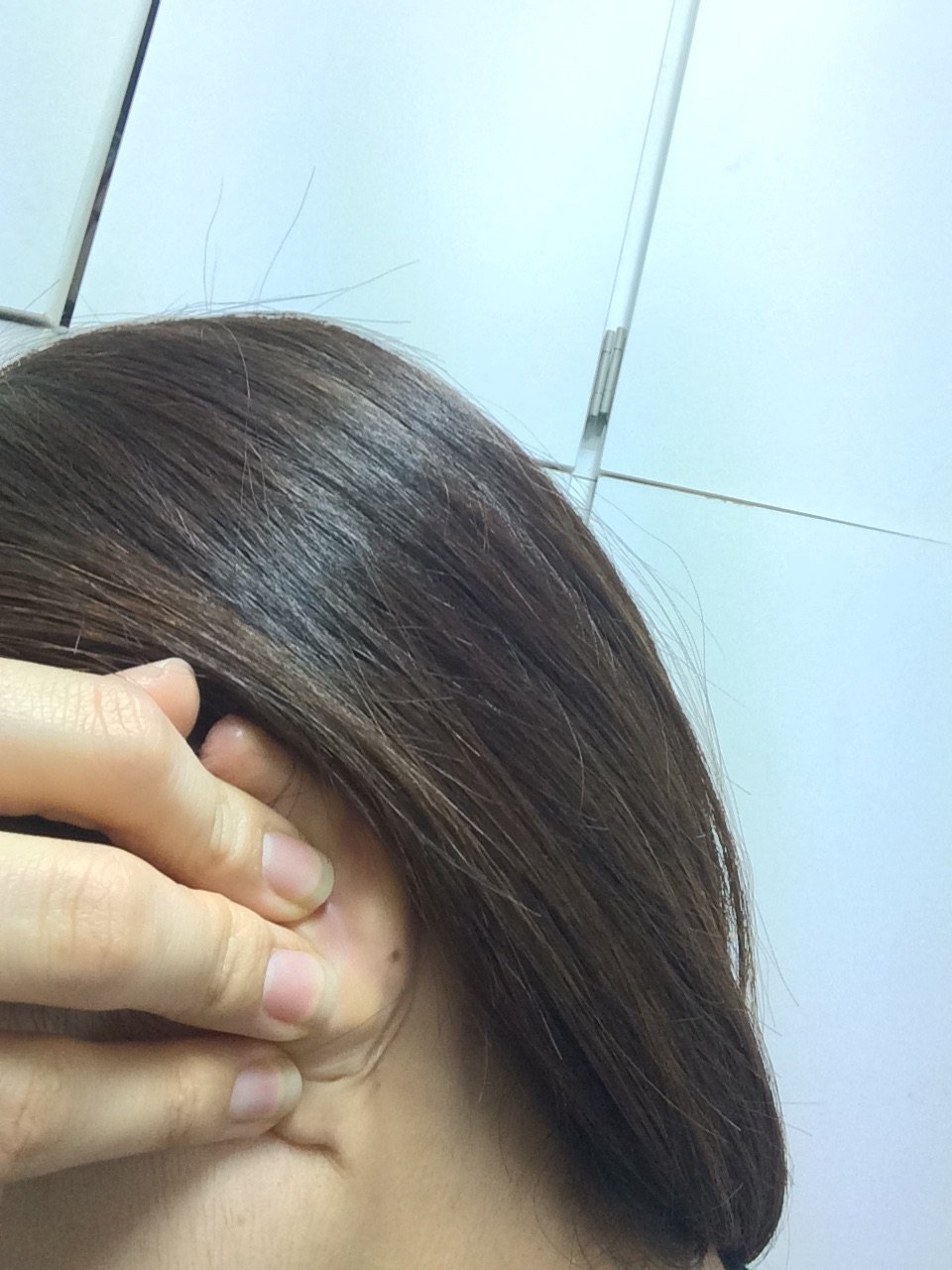 ほくろ占いについて詳しい方見て頂けますでしょうか 耳の裏にホクロが Yahoo 知恵袋