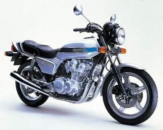 バイク屋に聞いたらCBX400Fの部品はまだ出る。バイク屋に