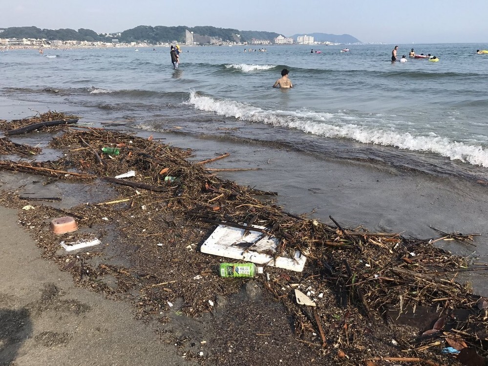 湘南の海ってめちゃくちゃ汚いけど なんであんな海に憧れる奴が多いのですか Yahoo 知恵袋