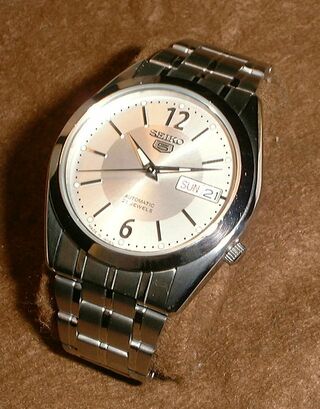 腕時計好きの方教えてください。3万円以下で手に入るような名作と思え - Yahoo!知恵袋