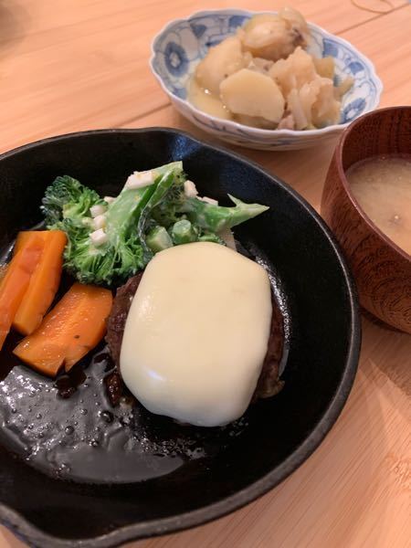 自宅でスキレットを使ってハンバーグを作る時 ロッヂのスキレットを購入しま Yahoo 知恵袋