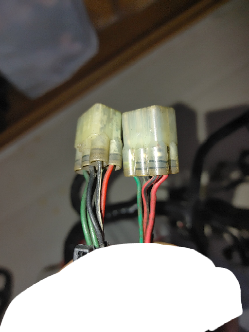 NS-1について。ハーネスの前期と後期の見分け方をおしえてください