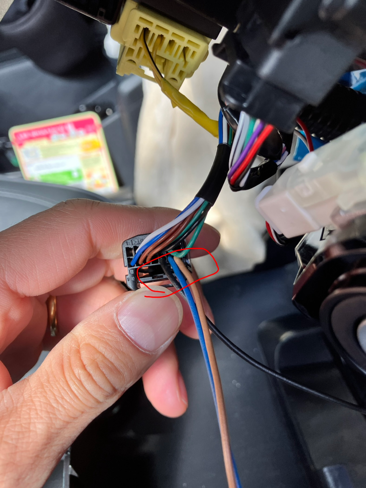 再再販のランドクルーザー70(GDJ76)にランクル輸出用ステアリン
