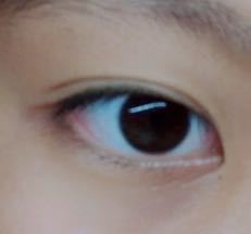 これは2重ですか 奥二重ですか Yahoo 知恵袋