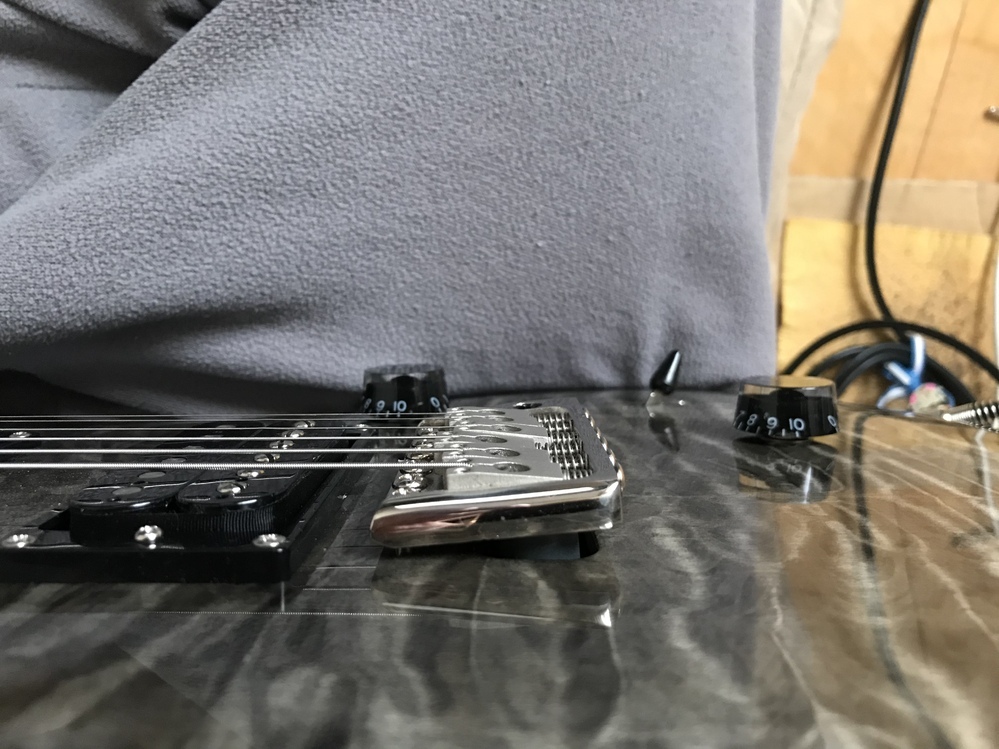 ギターの弦のテンションを緩める方法をゲージ変更以外で教えていただきたいです 最 Yahoo 知恵袋