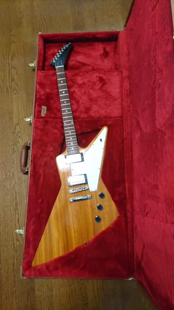 ギブソン・エクスプローラーについてのご質問です。GibsonExpl