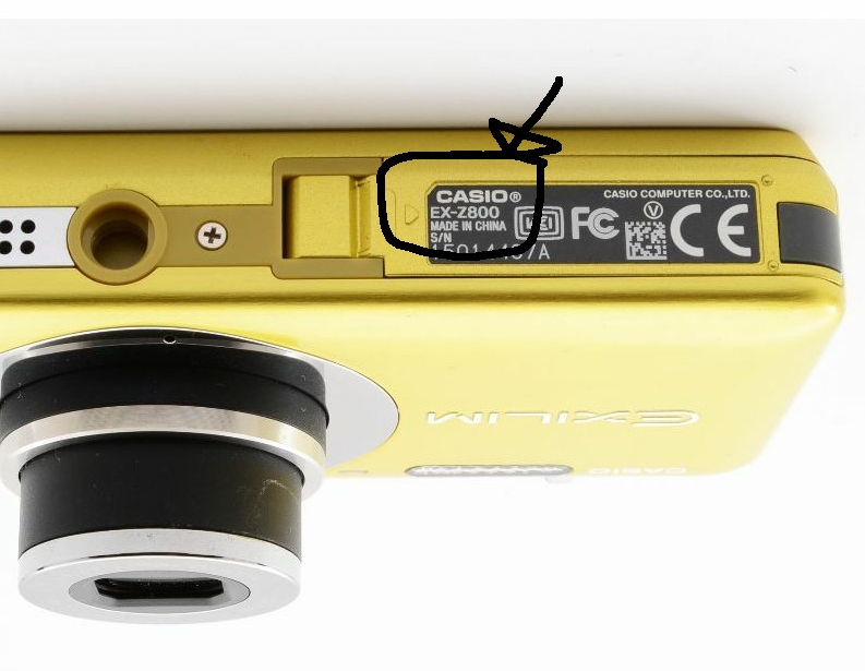 この機種のデジタルカメラをスマホに転送する方法知ってる方